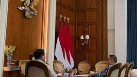 Prabowo Subianto mengadakan pertemuan dengan Wakil Ketua DPR Sufmi Dasco Ahmad di Istana Merdeka