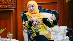 ubernur Jawa Timur Khofifah Indar Parawansa menegaskan sikapnya untuk menghormati proses hukum yang tengah dilakukan Kejaksaan Tinggi Jawa Timur terkait kasus dugaan pungutan liar (pungli) di Dinas Energi dan Sumber Daya Mineral (ESDM) Jawa Timur.