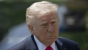 Presiden Donald Trump menyampaikan bahwa proses negosiasi antara Amerika Serikat dan Iran masih terus berlangsung dengan perkembangan yang dinilai positif.