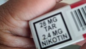 Upaya pemerintah mengakomodasi pelaku rokok ilegal melalui skema kebijakan fiskal, memunculkan kekhawatiran yang lebih luas karena selama ini peredaran rokok ilegal tidak hanya merugikan penerimaan negara, tetapi juga distorsi pasar dan melemahkan ef