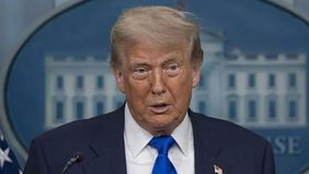 Presiden Amerika Serikat Donald Trump menyatakan bahwa Iran diduga telah melanggar kesepakatan gencatan senjata setelah terjadi insiden penembakan di Selat Hormuz.