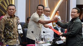 Anggota DPR RI sekaligus Anggota Badan Legislasi DPR RI, Banyu Biru Djarot,
menegaskan bahwa RUU PPRT merupakan mandat konstitusi yang tidak dapat
ditunda lagi.
