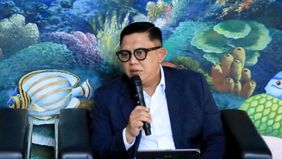 Kementerian Lingkungan Hidup/Badan Pengendalian Lingkungan Hidup mengumumkan perkembangan terbaru kasus pengelolaan sampah di TPST Bantargebang.