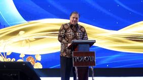 Menteri Koordinator Bidang Perekonomian Airlangga Hartarto menyampaikan upaya penguatan industri otomotif nasional terus dilakukan sebagai salah satu sektor strategis dalam menopang pertumbuhan ekonomi dan penciptaan lapangan kerja. 
