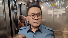 Menteri Perdagangan Budi Santoso menyatakan pemerintah akan mengkaji kembali harga eceran tertinggi (HET) minyak goreng rakyat Minyakita yang saat ini ditetapkan sebesar Rp15.700 per liter.