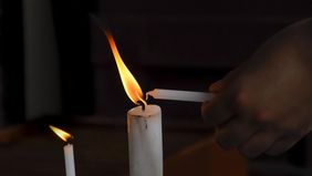 Lampu lalu lintas di sejumlah persimpangan Jakarta dilaporkan padam bersamaan dengan gangguan listrik yang terjadi pada Kamis (23/4/2026). Kondisi ini memicu kekacauan arus kendaraan di berbagai titik, karena lampu merah yang biasanya mengatur lalu l