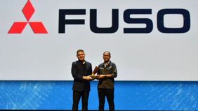 Mitsubishi Fuso Berhasil Meraih Penghargaan Gold Champion Dalam Indonesia WOW Brand Award 2026 Untuk Kategori Kendaraan Niaga.
