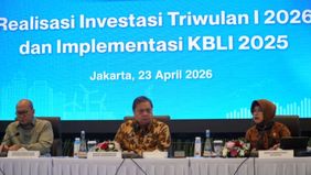Pemerintah telah menerbitkan Surat Edaran Bersama (SEB) tentang implementasi Klasifikasi Baku Lapangan Usaha Indonesia (KBLI) 2025 dalam perizinan berusaha berbasis risiko. SEB ini ditandatangani oleh Menteri Investasi dan Hilirisasi/Kepala BKPM, Men