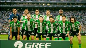 Los Blancos yang sempat memimpin lebih dulu berkat gol Vinicius Junior pada akhirnya harus berbagi poin dengan tuan rumah Real Betis setelah laga ditutup dengan skor imbang 1-1 di Stadion de La Cartuja, Sevilla, Spanyol, Jumat waktu setempat (Sabtu d