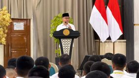 Sebanyak 210 Pekerja Migran Indonesia resmi dilepas untuk berangkat ke Korea Selatan. Adapun rinciannya terdiri dari 150 pekerja sektor manufaktur dan 60 pekerja sektor perikanan.