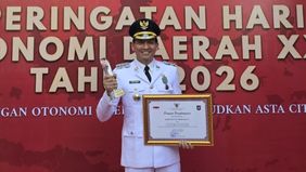 Lucky Hakim selaku Bupati Indramayu dinobatkan sebagai top 5 besar dalam barisan bupati terbaik menurut Kemendagri.