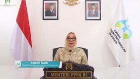 Menteri Pemberdayaan Perempuan dan Perlindungan Anak (PPPA) Arifah Fauzi menyampaikan permohonan maaf kepada publik menyusul pernyataannya usai insiden kecelakaan kereta di Bekasi Timur yang menuai perhatian.