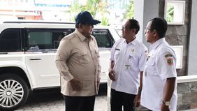 Presiden RI Prabowo Subianto menegaskan komitmennya untuk mewujudkan swasembada energi nasional paling lambat pada 2029, dengan fokus mengurangi impor bahan bakar minyak (BBM) dan beralih ke energi terbarukan.