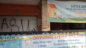 Gubernur Daerah Istimewa Yogyakarta (DIY), Sri Sultan Hamengku Buwono X, menginstruksikan penutupan seluruh tempat penitipan anak (daycare) yang belum memiliki izin resmi dari instansi berwenang di wilayah tersebut.