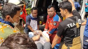 Seorang penghuni Apartemen Mediterania, Antonius, mengungkapkan detik-detik saat dirinya terjebak di dalam unit di Tower C lantai 28 akibat kebakaran yang terjadi pada Kamis 30 April 2026 pagi.