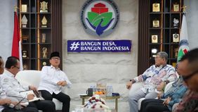 Menteri Desa dan Pembangunan Daerah Tertinggal, Yandri Susanto, menjalin kerja sama dengan Dewan Pimpinan Nasional Perhimpunan Advokat Indonesia Profesional untuk meningkatkan pemahaman hukum bagi kepala desa dan perangkat desa di seluruh Indonesia.