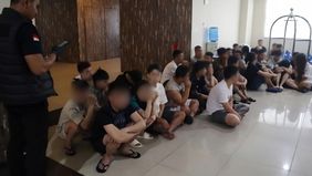 Sebanyak 210 warga negara asing (WNA) diamankan oleh petugas dalam dugaan kasus penipuan investasi daring (online scam) yang beroperasi secara terorganisir di Kota Batam, Kepulauan Riau.