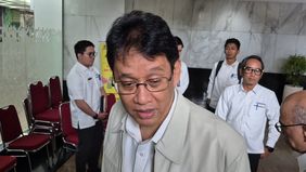 Menteri Keuangan (Menkeu) Purbaya Yudhi Sadewa buka suara terkait nama Direktur Jenderal (Dirjen) Bea dan Cukai Djaka Budhi Utama yang terseret dalam kasus dugaan korupsi suap importasi barang di direktoratnya.
