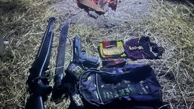Personel Satuan Tugas (Satgas) Komando Operasi (Koops) TNI Habema melaksanakan patroli pengintaian dan penyisiran di Kampung Wame.