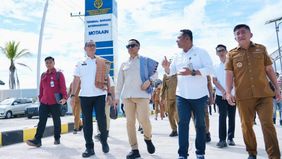 Peninjauan itu dilakukan Sekretaris Badan Nasional Pengelola Perbatasan (BNPP) RI, Komjen Pol. Makhruzi Rahman, bersama Direktur Jenderal Perhubungan Darat Kementerian Perhubungan, Irjen Pol. (Purn.) Aan Suhanan