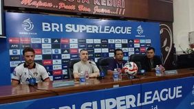 Persija Jakarta berhasil menaklukkan tuan rumah Persik Kediri dengan skor 3-1 pada pertandingan Super League pekan ke-33 yang berlangsung di Stadion Brawijaya, Kota Kediri, Jawa Timur, Sabtu, 16 Mei 2026.