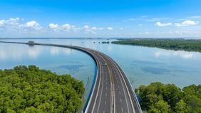 Jasa Marga melalui Jasamarga Nusantara Tollroad Regional Division (JNT/Regional Nusantara) mencatat sebanyak 439.294 kendaraan melintas di tiga Ruas Tol Regional Nusantara hingga akhir periode libur panjang Kenaikan Yesus Kristus, atau pada Rabu samp