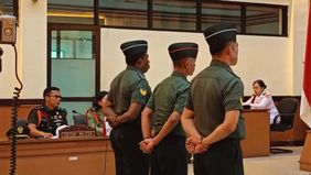 Oditur Militer dari Oditurat Militer II-07 Jakarta Mayor Chk Wasinton Marpaung menuntut dua terdakwa kasus dugaan penculikan dan pembunuhan terhadap seorang kepala cabang bank berinisial MIP (37) agar dipecat dari dinas militer.