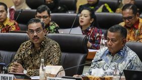 Kementerian Usaha Mikro, Kecil, dan Menengah (UMKM) mencatat realisasi penyaluran Kredit Usaha Rakyat (KUR) hingga Sabtu, 17 Mei 2026 telah mencapai Rp105,8 triliun atau sekitar 35,8 persen dari target penyaluran tahun ini. 