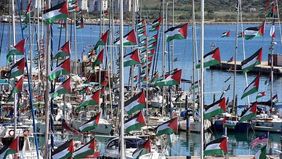 Indonesia bersama sembilan negara lainnya menyampaikan kecaman keras terhadap serangan Israel yang menargetkan Global Sumud Flotilla, armada kapal misi kemanusiaan sipil yang membawa bantuan sekaligus menyoroti kondisi kemanusiaan di Palestina.