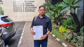 Tersangka kasus dugaan pemalsuan sertifikat tanah, SR, mengalami penurunan kesehatan drastis dan sedang berjuang mendapatkan pengobatan.