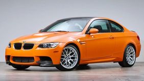 BMW E92 M3 Dengan Kondisi Ultra-Low Mileage Seperti Ini Bahkan Diperlakukan Layaknya Barang Koleksi Premium Yang Nilainya Terus Melambung.
