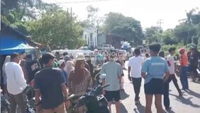 Informasi beredar menyebut korban bernama Aziz Man (49), yang akrab disapa Pak Uwo atau Nando, warga Jorong Bukit Gombak, Nagari Baringin.