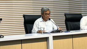 Komisi Pemberantasan Korupsi (KPK) mengungkap fakta dalam kasus dugaan korupsi pengurusan izin tinggal warga negara asing (WNA) di lingkungan Direktorat Jenderal Imigrasi.