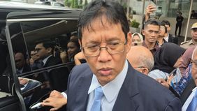 Menteri Keuangan (Menkeu) Purbaya Yudhi Sadewa memastikan tak ada skema yang mewajibkan warga negara Indonesia (WNI) dengan kriteria tertentu untuk membeli surat utang Merah Putih Bond.