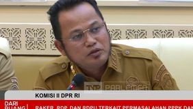 Dia mengeluhkan anggaran Transfer ke Daerah (TKD) dari pemerintah pusat.