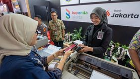 engunjung Jakarta Fair 2026 kini dapat memanfaatkan layanan pembayaran Pajak Kendaraan Bermotor (PKB) secara lebih mudah dan praktis.  Melalui kolaborasi antara Bank Jakarta dan Badan Pendapatan Daerah (Bapenda) DKI Jakarta, masyarakat dapat menyeles