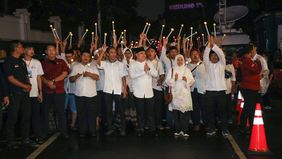 Pemerintah Provinsi (Pemprov) DKI Jakarta menyambut Tahun Baru Islam 1 Muharam 1448 Hijriah dengan menggelar Festival Nyebrang dan Pawai Obor Elektrik di Taman Bendera Pusaka, Kebayoran Baru, Jakarta Selatan, Senin, 15 Juni 2026.