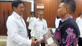Kementerian Transmigrasi (Kementrans) menyatakan komitmennya untuk mendukung pengembangan berbagai sektor ekonomi di Kabupaten Katingan, Kalimantan Tengah, melalui kerja sama lintas kementerian dan berbagai pihak terkait. 