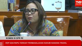 Mereka rapat dengan Komisi III DPR RI.