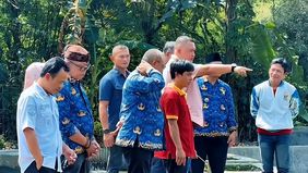 Bupati Bogor, Rudy Susmanto, menegaskan komitmennya untuk memperkuat sektor perikanan dan ketahanan pangan di sejumlah wilayah Kabupaten Bogor Langkah ini dibuktikan dengan peninjauan langsung ke Balai Benih Ikan (BBI) Cijeruk, Kecamatan Cijeruk.