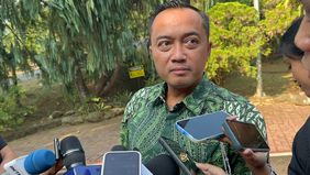 Prabowo Subianto menjalankan aktivitas kerja dari kediaman pribadinya di Hambalang, Bogor, Jumat, 19 Juni 2026.