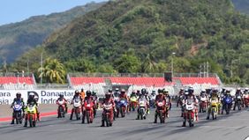 Sebanyak 106 Pembalap Dari Berbagai Daerah Di Indonesia Ambil Bagian Dalam Enam Kelas Yang Dipertandingkan Di Pertamina Mandalika Racing Series Putaran 2.
