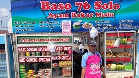 Pertamina menyalurkan bantuan Bright Gas 5,5 kilogram kepada para pedagang Usaha Mikro dan Kecil (UMK), khususnya sektor kuliner yang berada di area Jakarta Fair 2026, Jakarta, Sabtu, 20 Juni 2026. 