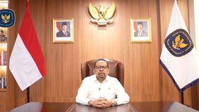 Kepala Badan Komunikasi Pemerintah (Bakom) RI, Muhammad Qodari, menyampaikan perkembangan positif terkait penyelenggaraan ibadah haji tahun 1447 H/2026 M. Pemerintah mengatakan ibadah haji tahun ini berjalan lancar, aman, dan sukses.