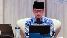 Menteri Transmigrasi M. Iftitah Sulaiman Suryanagara menegaskan bahwa abad ke-21 harus menjadi era transmigrasi pengetahuan, teknologi, dan talenta.