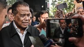 Komisi Pemberantasan Korupsi (KPK) menduga pemilik biro perjalanan haji PT Makassar Toraja (Maktour), Fuad Hasan Masyhur, memiliki peran penting dalam proses pembagian kuota haji tambahan pada perkara dugaan korupsi kuota haji.