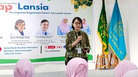 Departemen Anestesiologi dan Terapi Intensif Fakultas Kedokteran Universitas Indonesia-Rumah Sakit Cipto Mangunkusumo (FKUI-RSCM) bekerja sama dengan Yayasan Kesejahteraan Muslimat Nahdlatul Ulama (YKM NU) menyelenggarakan program SIGAP Lansia.
