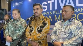 Pemerintah memastikan kebijakan penurunan suku bunga pembiayaan PNM Mekaar menjadi 8 persen akan berlaku bagi seluruh nasabah program tersebut. Kebijakan ini ditujukan untuk meringankan beban pelaku usaha ultramikro yang selama ini memperoleh pembiay