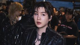 Rapper sekaligus anggota grup idola Korea Selatan BTS, Suga, dilaporkan telah menanamkan investasi di perusahaan antariksa SpaceX milik Elon Musk beberapa tahun sebelum perusahaan tersebut resmi melantai di bursa saham pada Jumat, 12 Juni 2026.