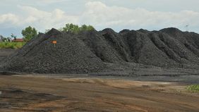 Kementerian Energi dan Sumber Daya Mineral (ESDM) menegaskan hingga kini belum menetapkan total Rencana Kerja dan Anggaran Biaya (RKAB) komoditas nikel untuk tahun 2026.


